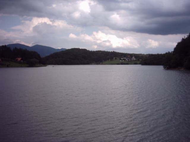 Lake Šmartno