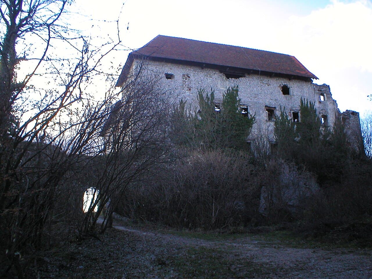 Hmeljnik Castle