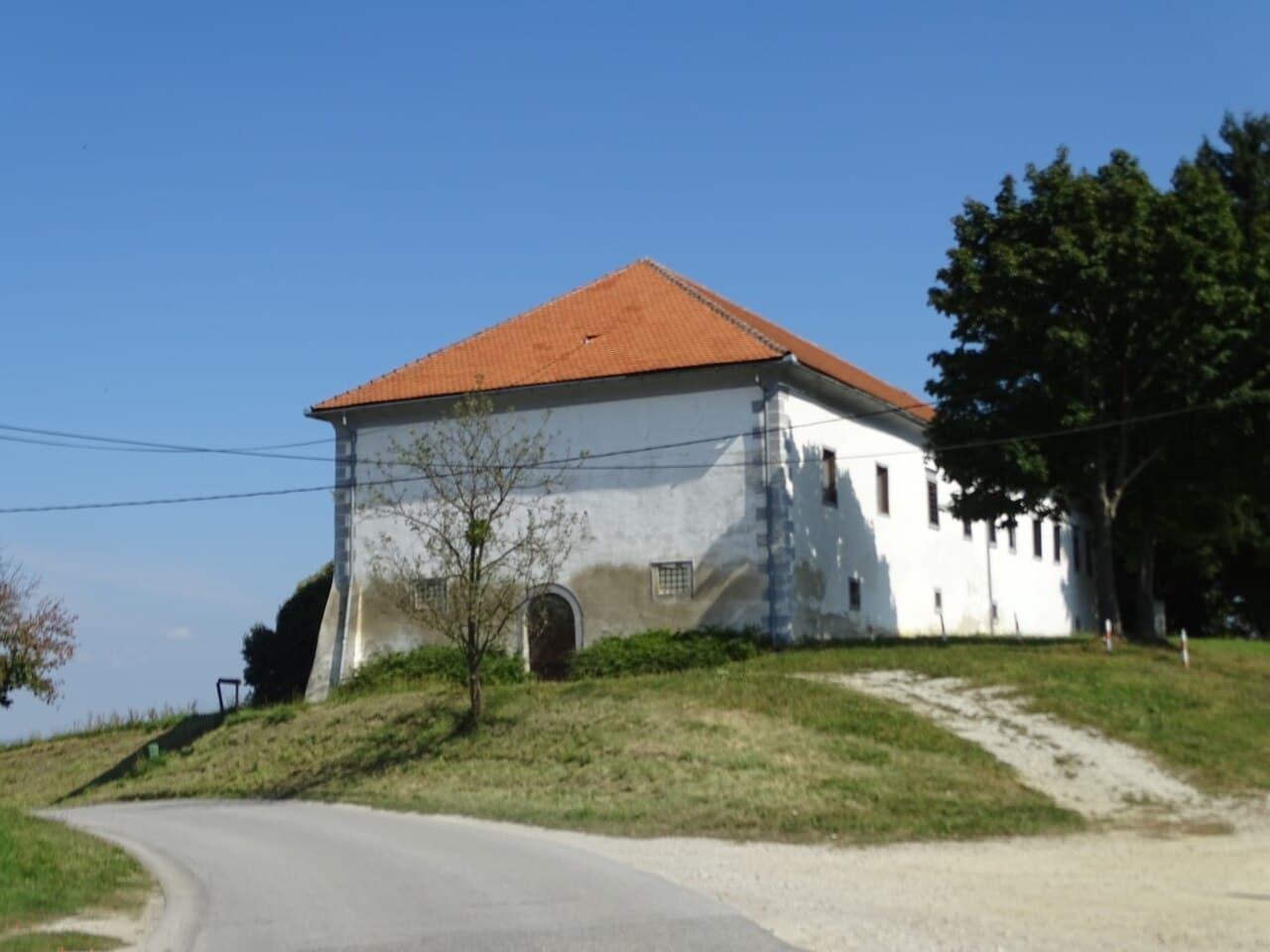 Železne Dveri