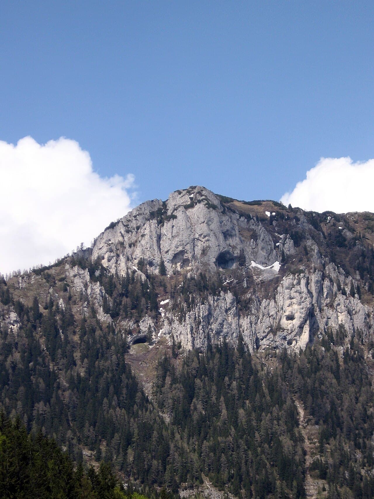 Potok Cave