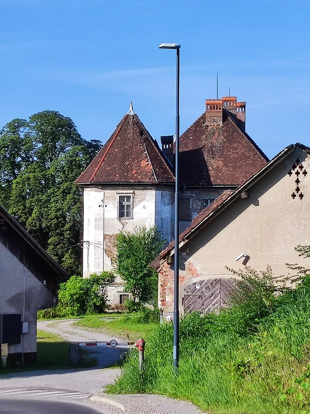 Bokalce Castle