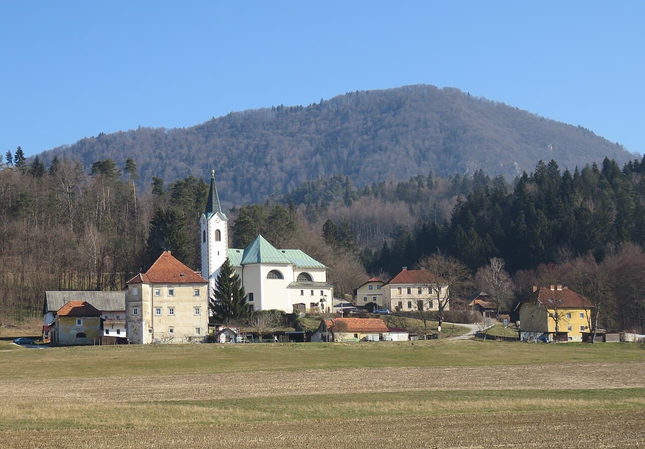 Žerjav Castle