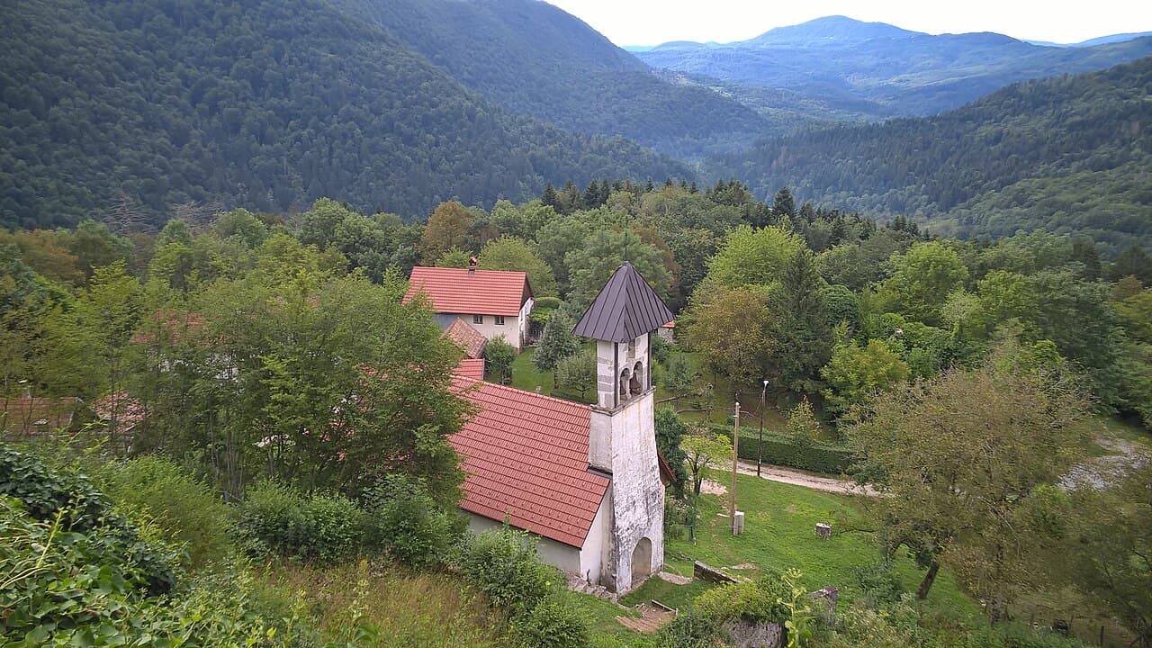 Kostel Castle