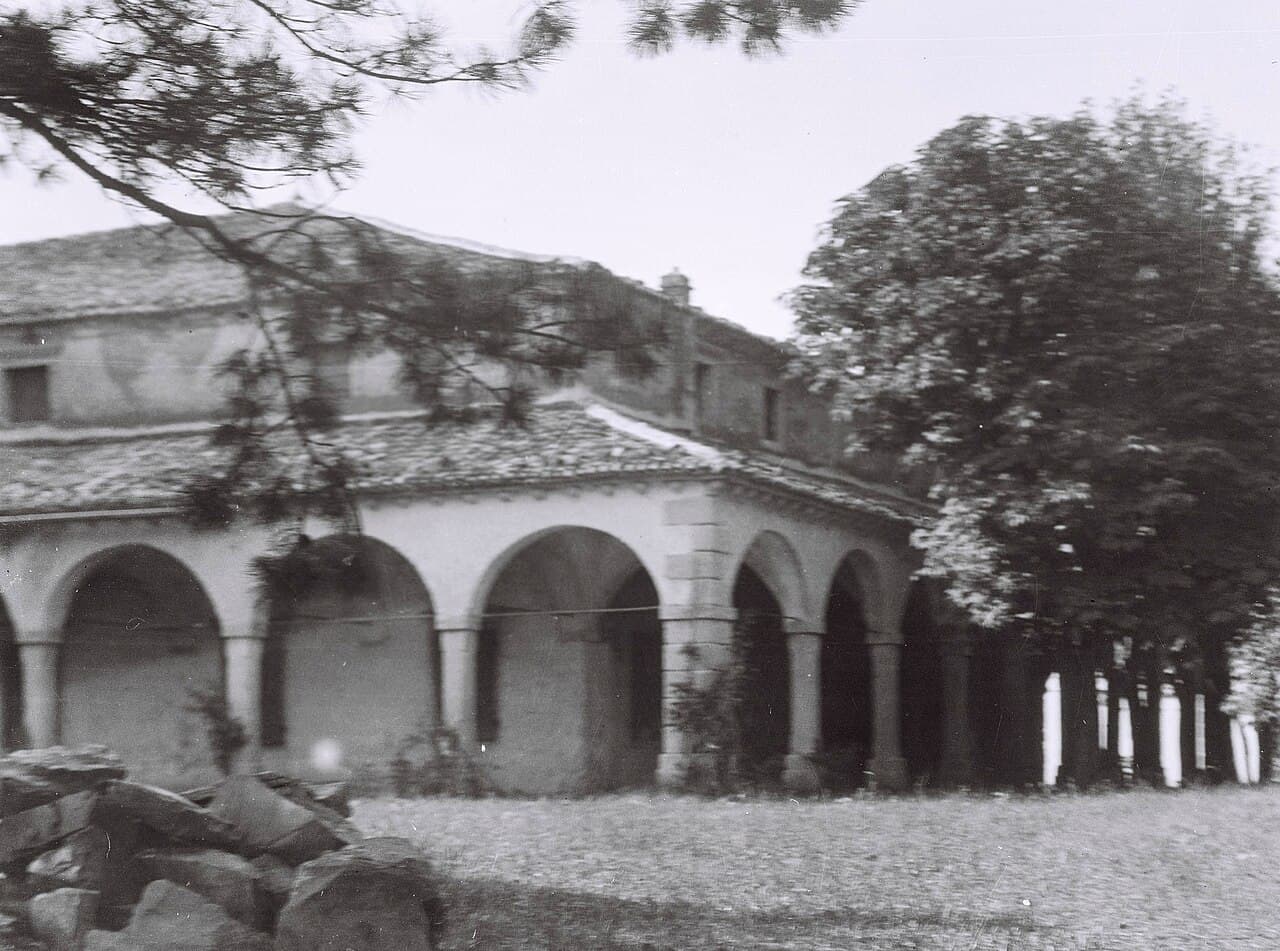 Dvorec Zemono