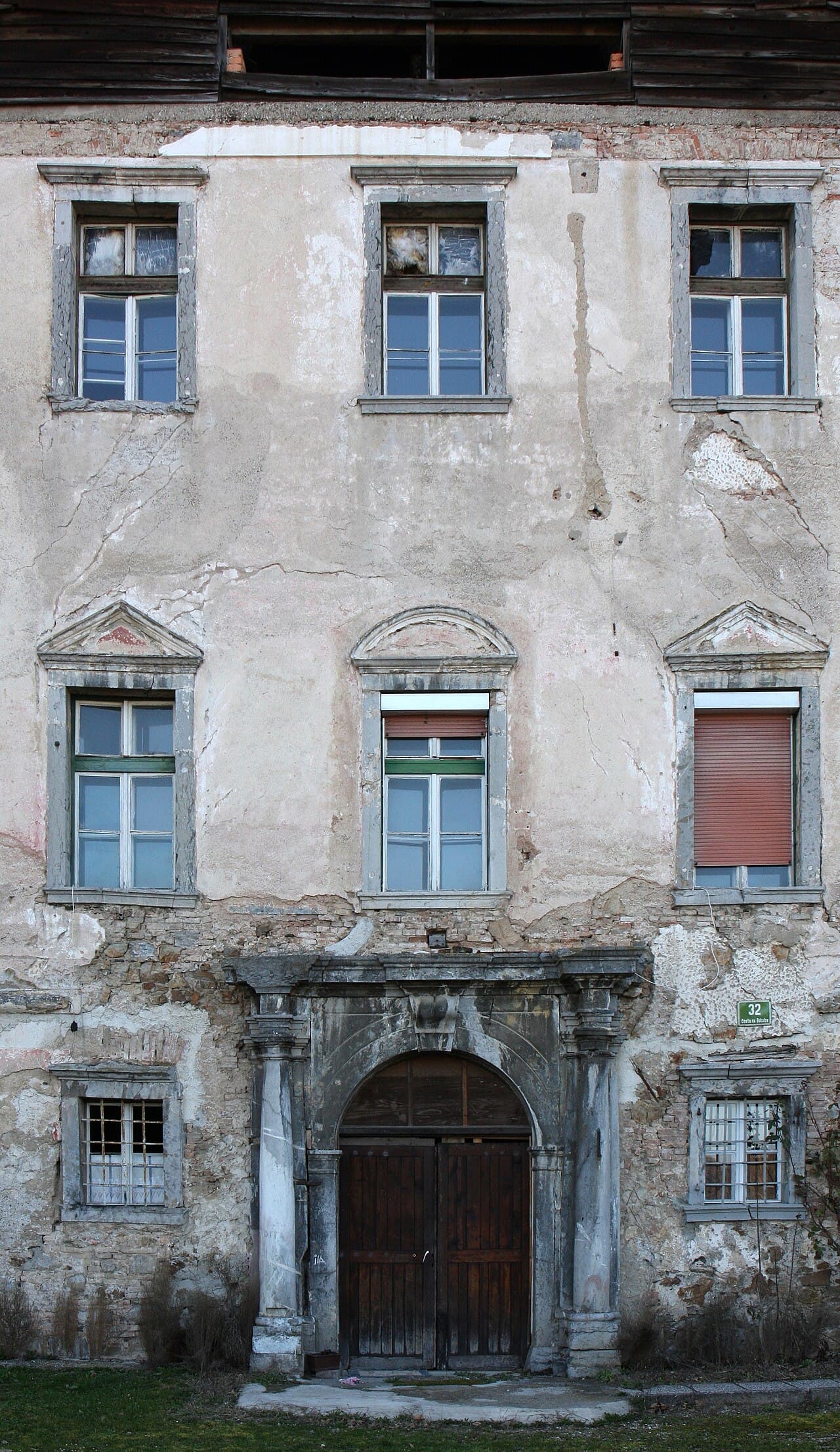 Bokalce Castle
