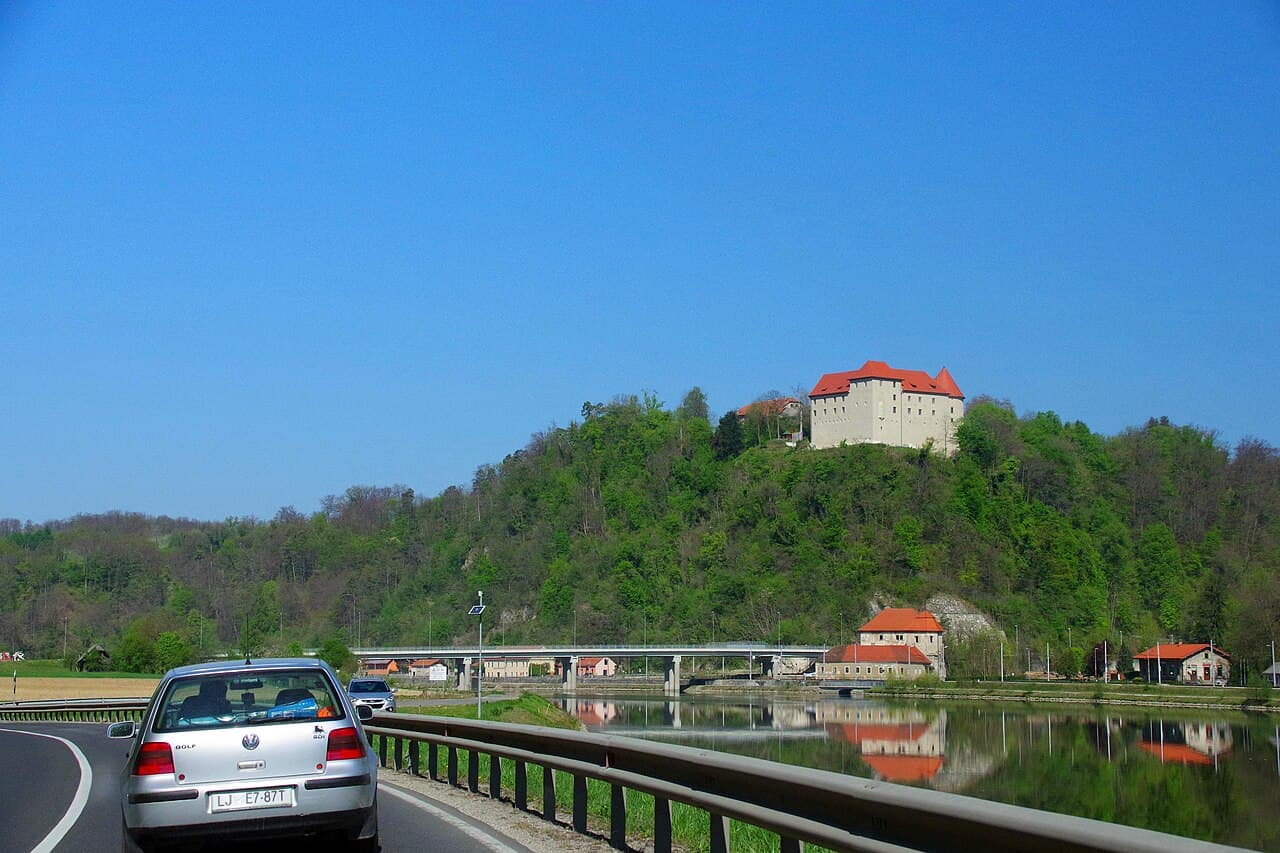 Reichenburg Castle