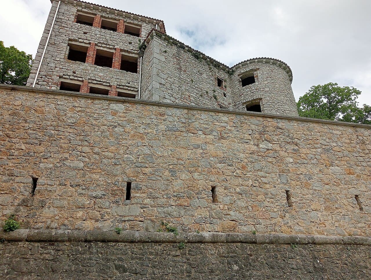 Branik Castle